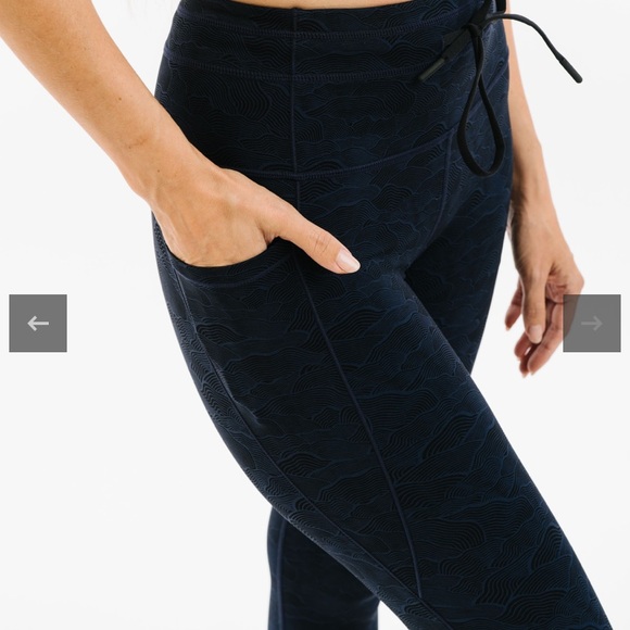 Navy Terrace Pocket Drawstring Luxe 7/8 24” - Picture 2 of 3